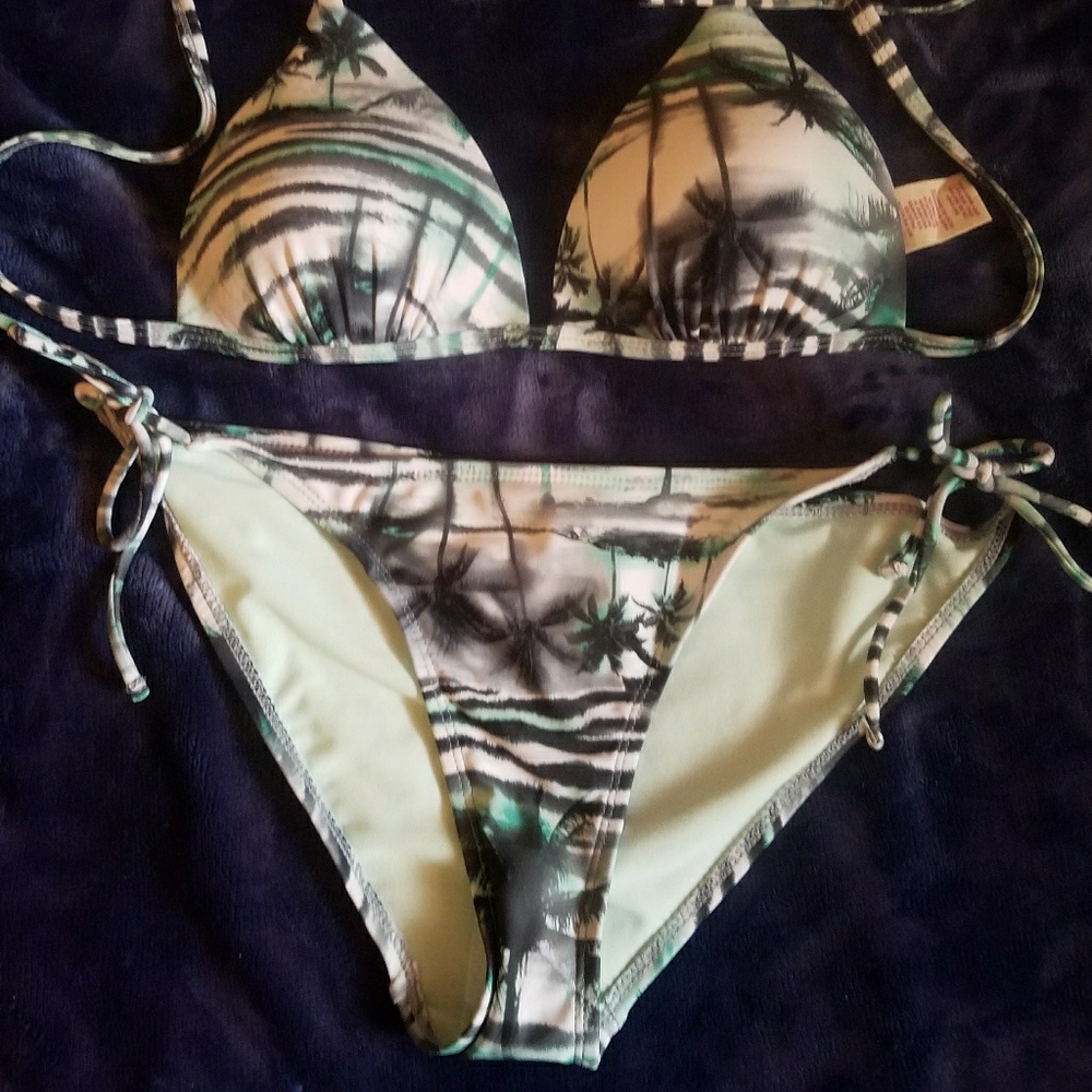 Bikini